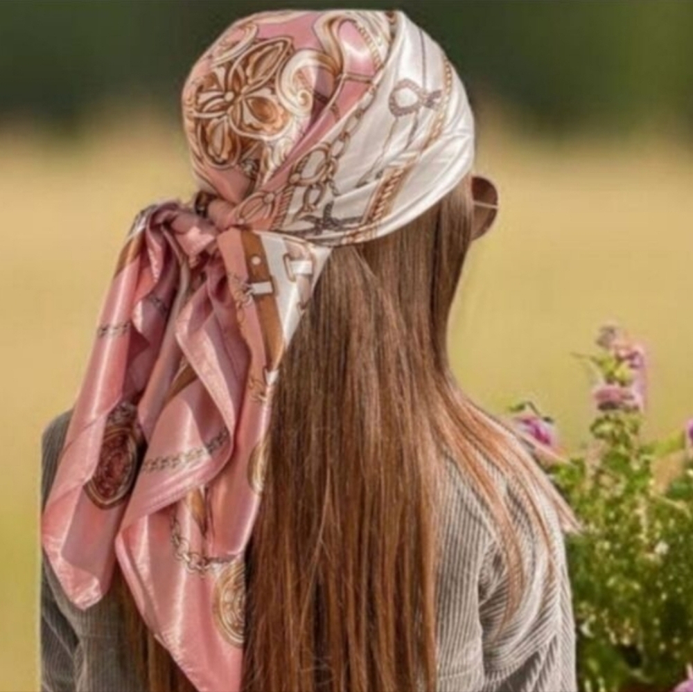 New! "Blush Ribbons & Chains" Silky Scarf Gold Chains NWOT (A2)